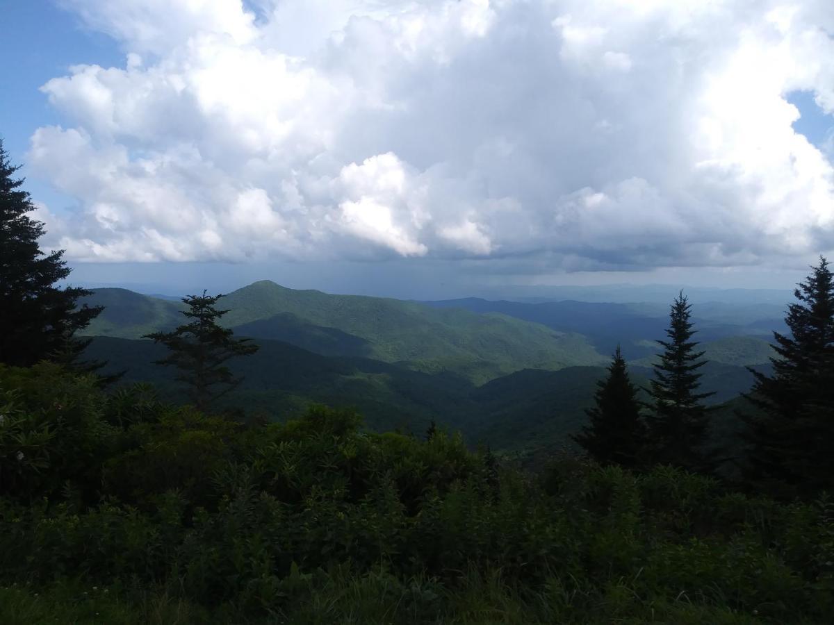 Two Rivers Cabins - The Mountaintop Brevard Esterno foto